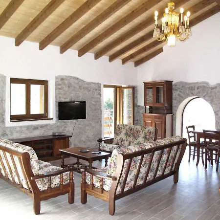 Locazione Turistica Casa Nerina *