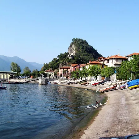 Locazione Turistica Casa Nerina Casa de Férias