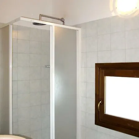 Locazione Turistica Casa Nerina Casa de Férias Oggebbio